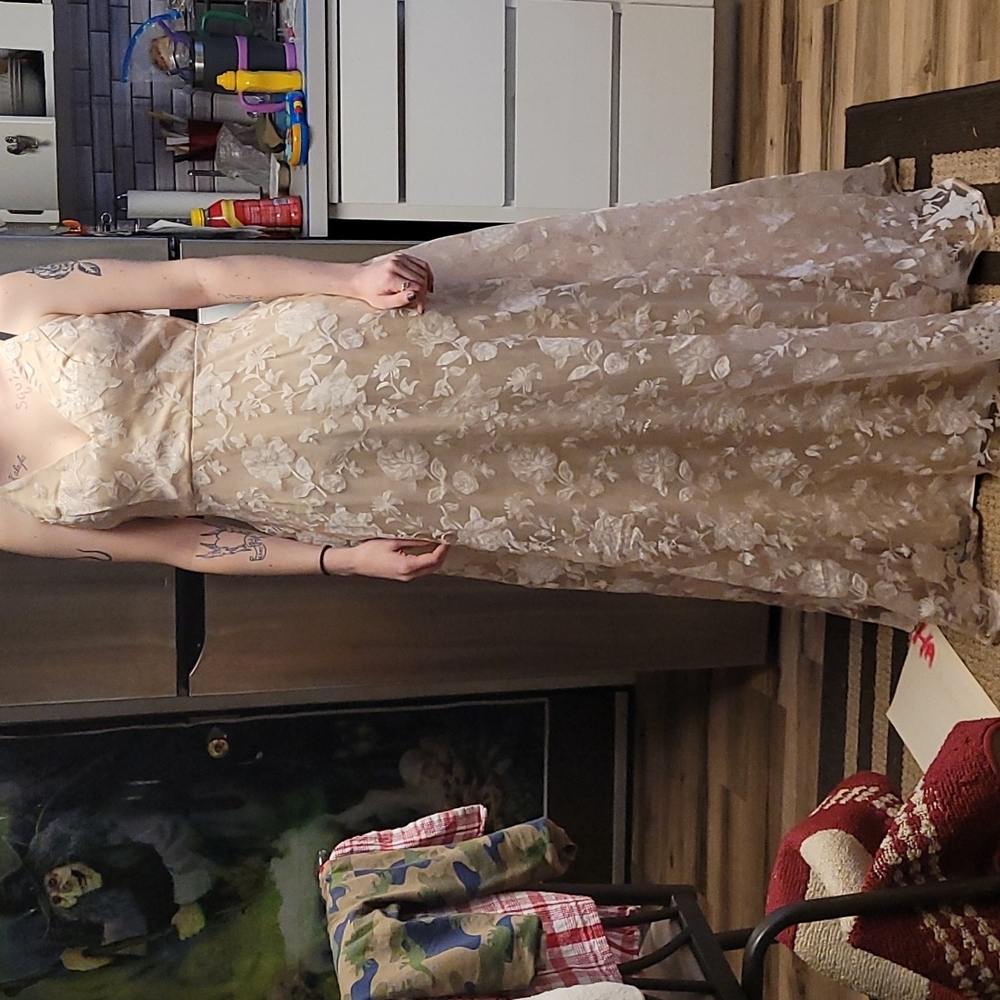 Formal gown, Size Medium Misses,